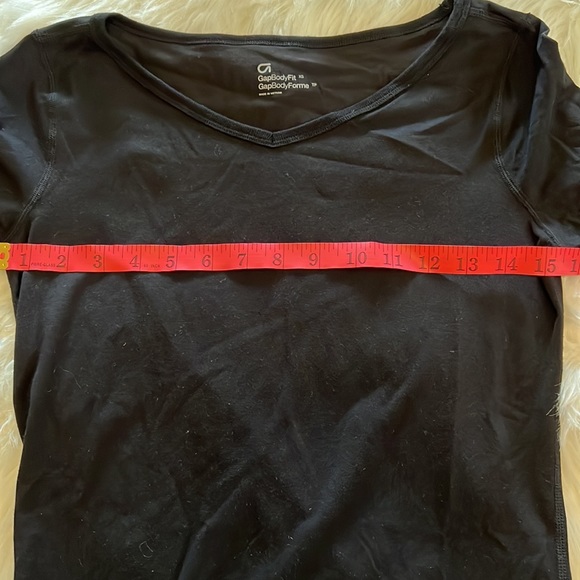 GapBody bundle grey tones. Long sleeved and short sleeved tops size XS - Picture 2 of 6